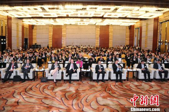 下萨克森州与山东方共400余名代表现场参会。 袁春 摄