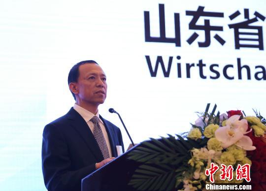 山东省副省长王书坚在交流会上致辞。 沙见龙 摄